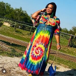Plus size Tye dye maxi dress